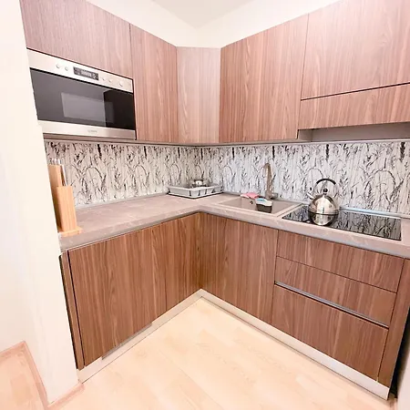 Korutany Apartman *